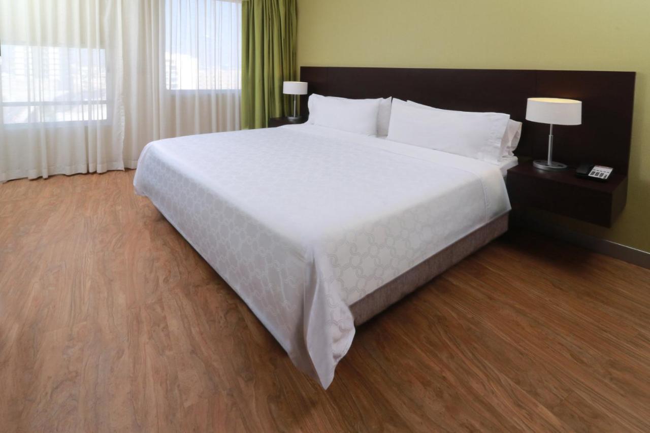 Staybridge Suites San Luis Potosi By Ihg Exterior foto